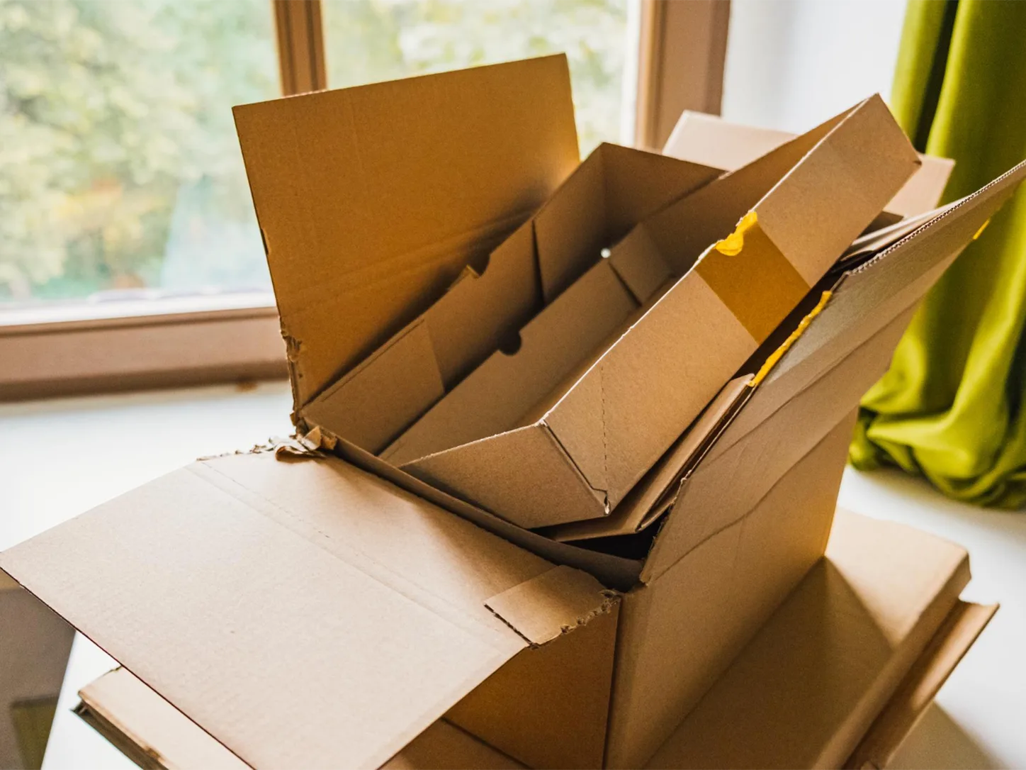 Free moving boxes in West Lothian ready for packing during a house move